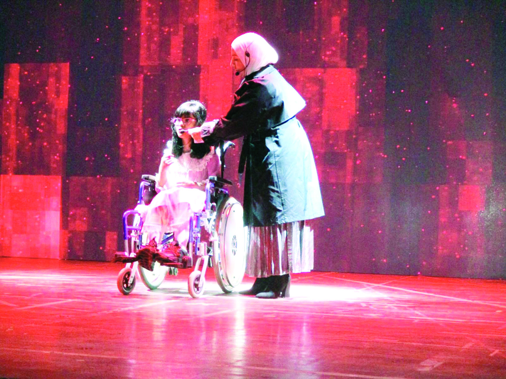 تكريم خلال الحفل