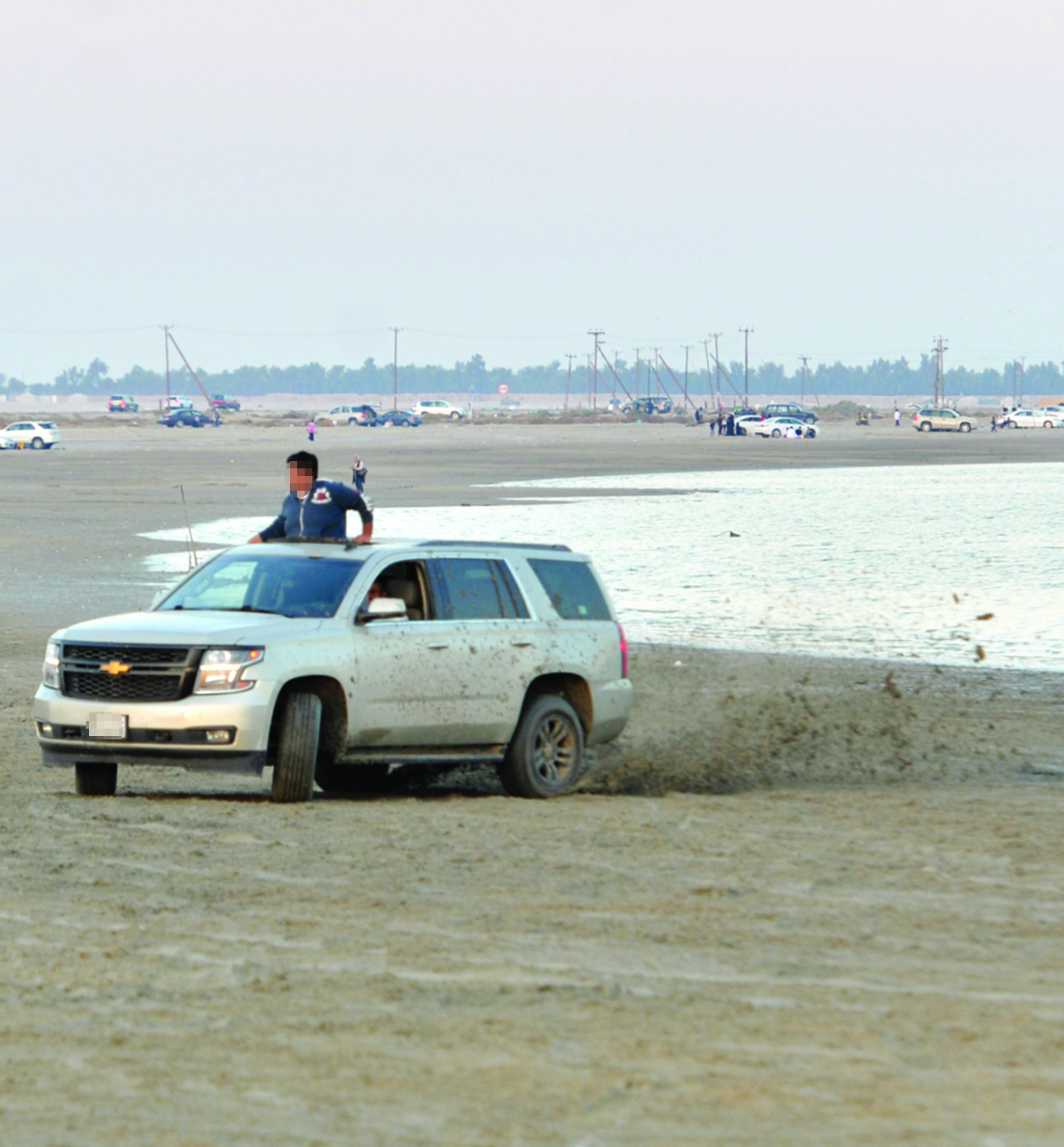 سيارات برمائية 