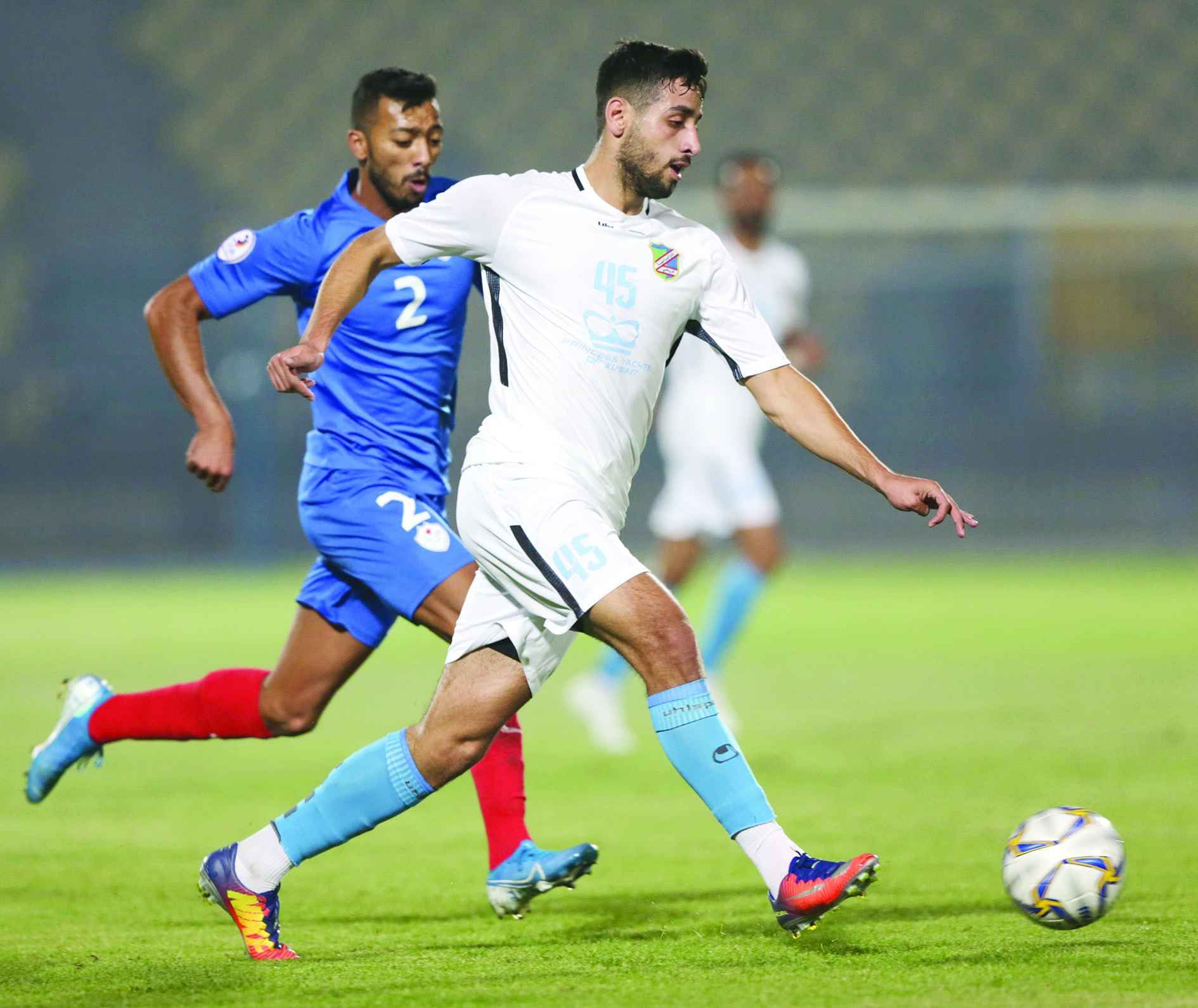 u0639u062fu064a u0627u0644u062fu0628u0627u063a u0641u064a u0622u062eu0631 u0638u0647u0648u0631 u0644u0647 u0645u0639 u0627u0644u0633u0627u0644u0645u064au0629 u0623u0645u0627u0645 u0627u0644u0634u0628u0627u0628t (u0627u0644u0623u0632u0631u0642 u062fu0648u062a u0643u0648u0645)