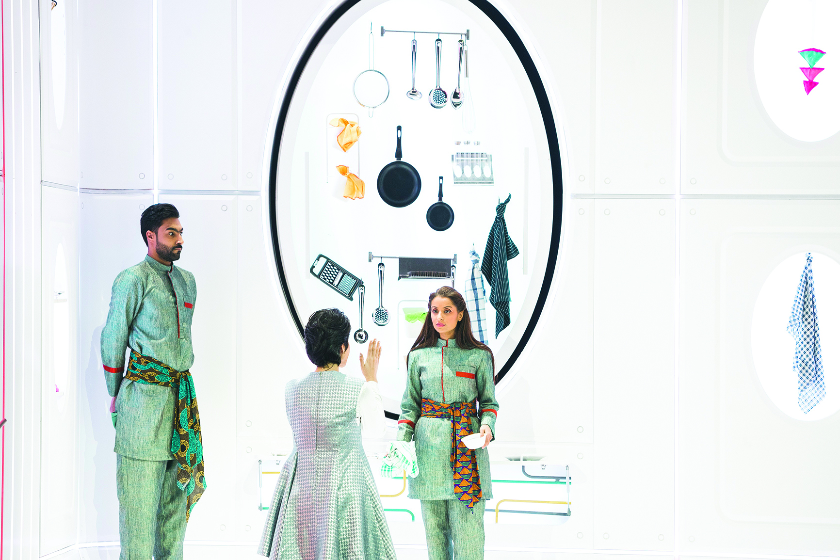 من المسرحية