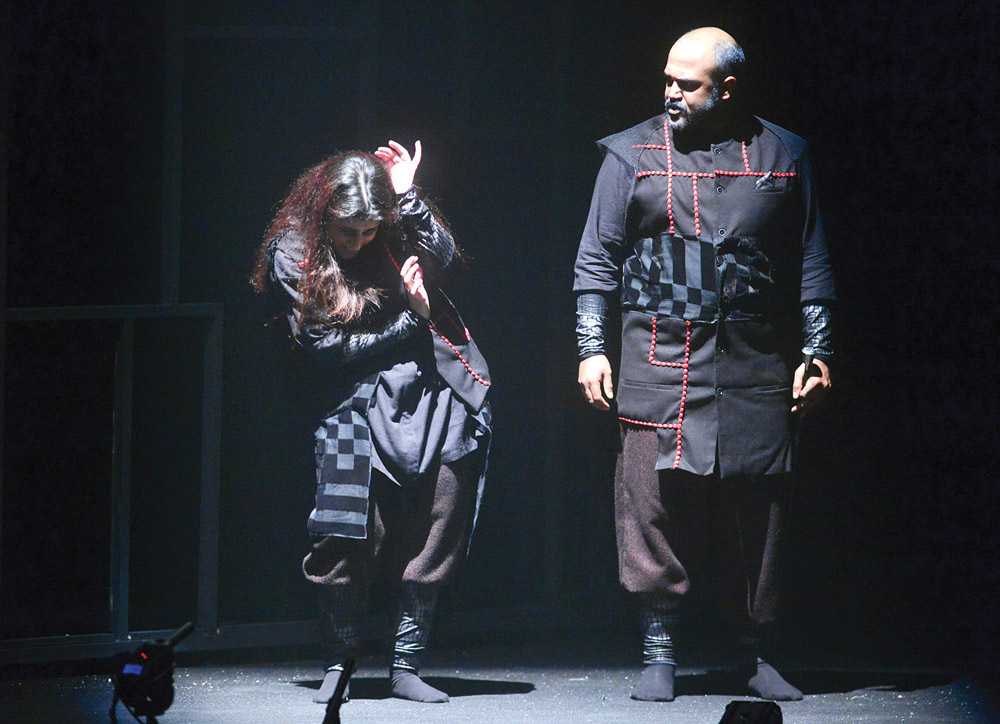 ... ومشهد من «سهد»      (تصوير أسعد عبدالله)