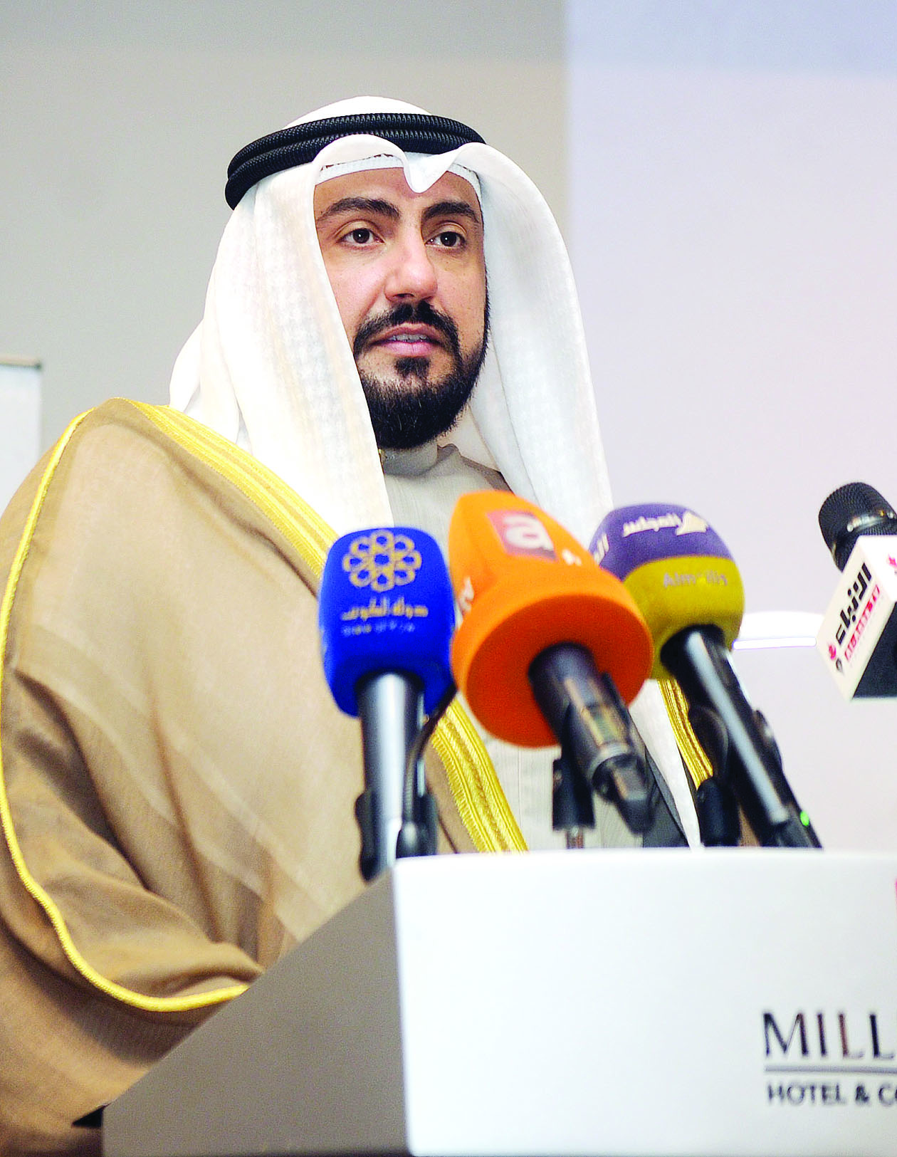 u0648u0632u064au0631 u0627u0644u0635u062du0629 u064au0644u0642u064a u0643u0644u0645u062au0647