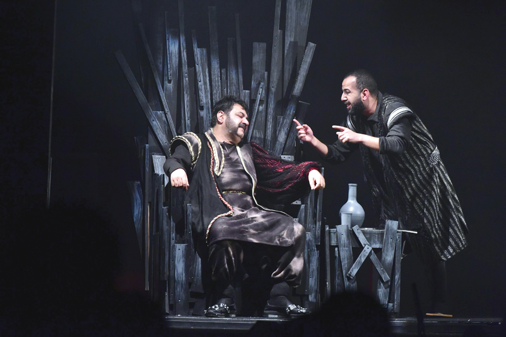 ... ومشهد آخر