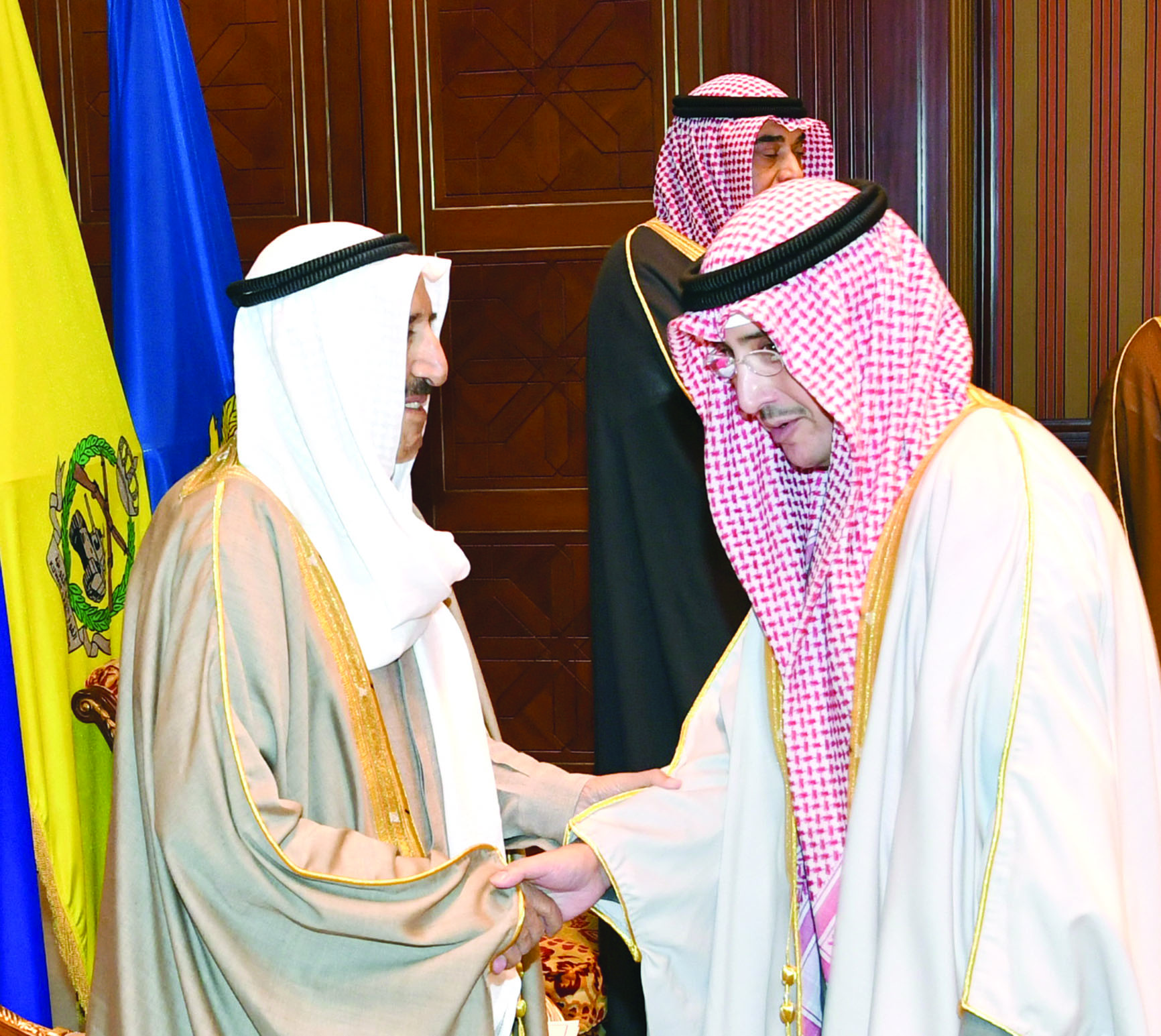 u0635u0627u062du0628 u0627u0644u0633u0645u0648 u0645u0635u0627u0641u062du0627u064b u0623u062du0645u062f u0627u0644u0646u0627u0635u0631