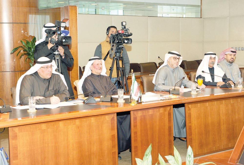 u0627u0644u0639u0645u0631 u0645u062au0631u0626u0633u0627u064b u0627u0644u062cu0627u0646u0628 u0627u0644u0643u0648u064au062au064a 