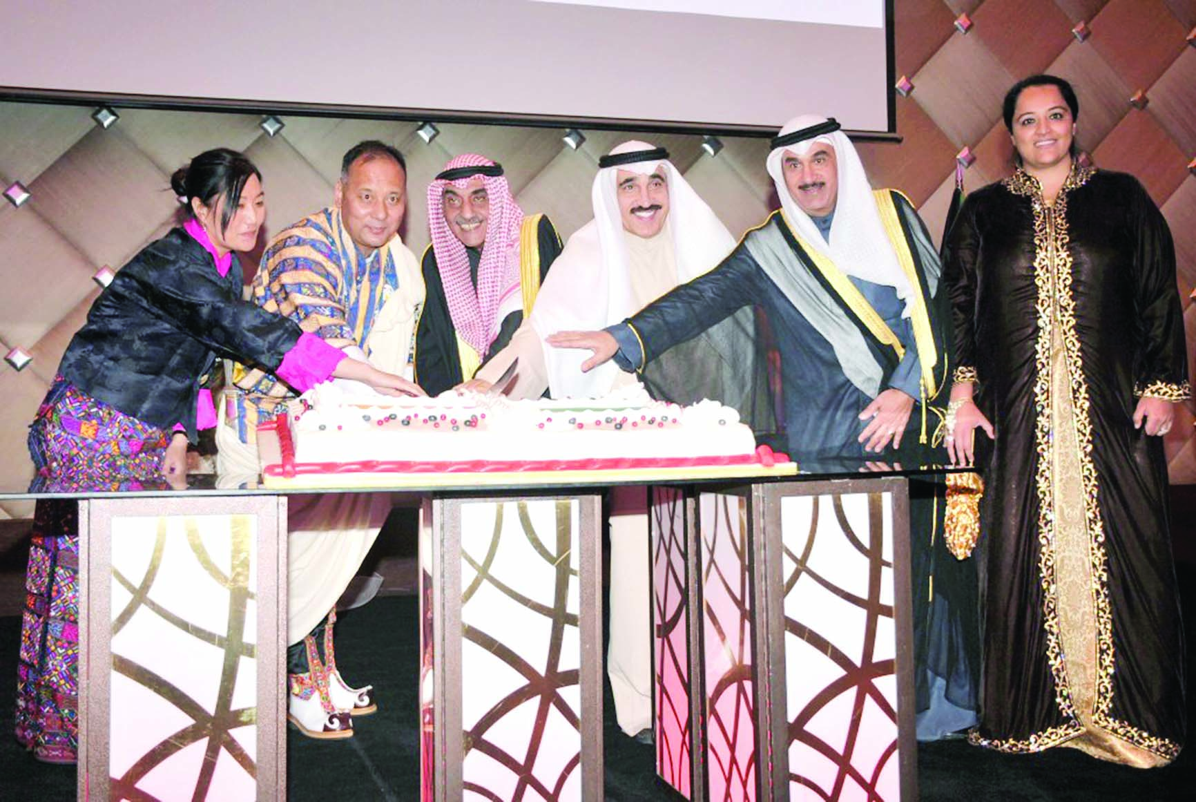 u0642u0637u0639 u0642u0627u0644u0628 u0627u0644u062du0644u0648u0649 u0627u062du062au0641u0627u0644u0627u064b u0628u0627u0644u0645u0646u0627u0633u0628u0629 