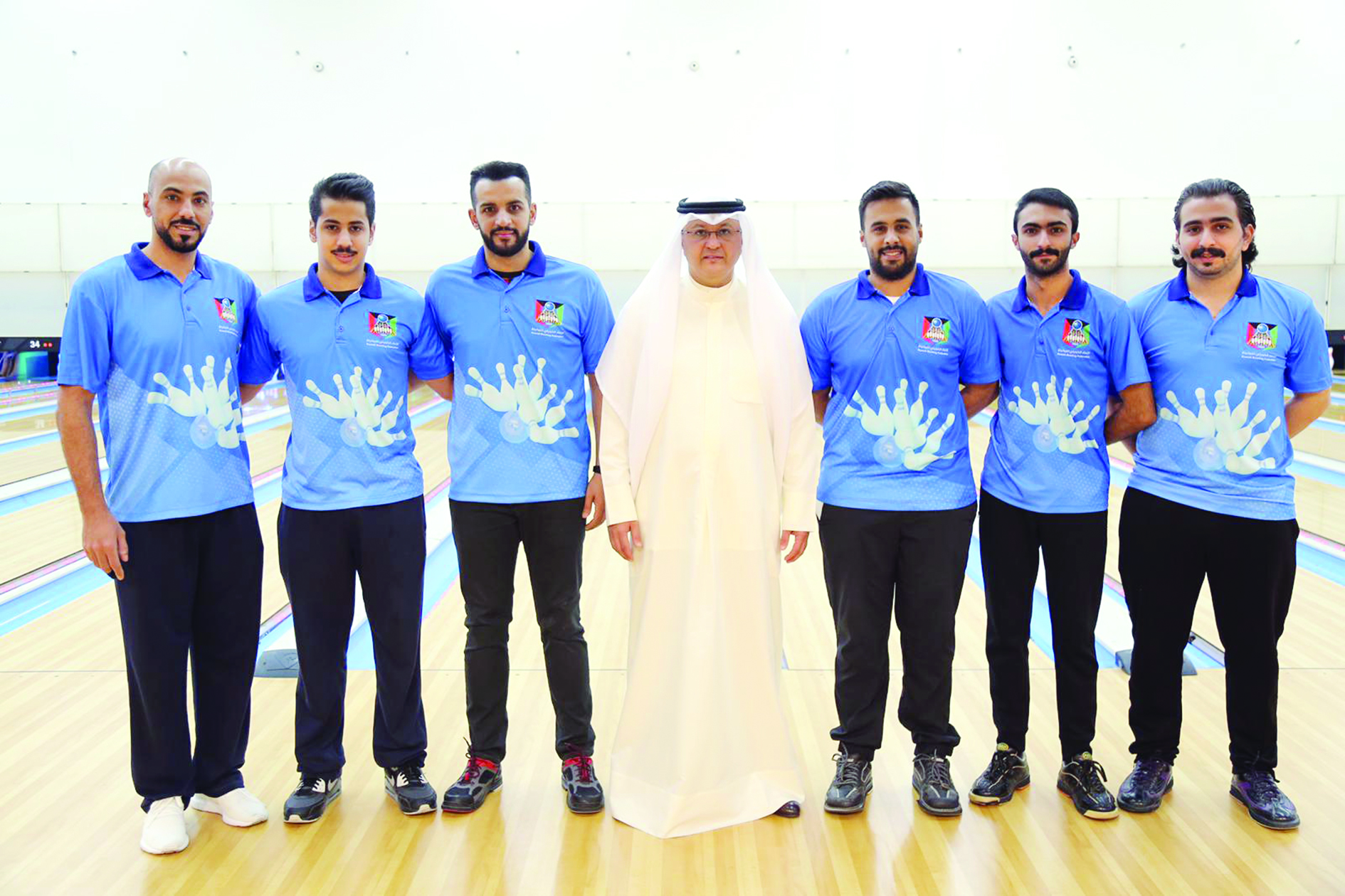 المحمد متوسّطاً عدداً من لاعبي منتخب الكويت 