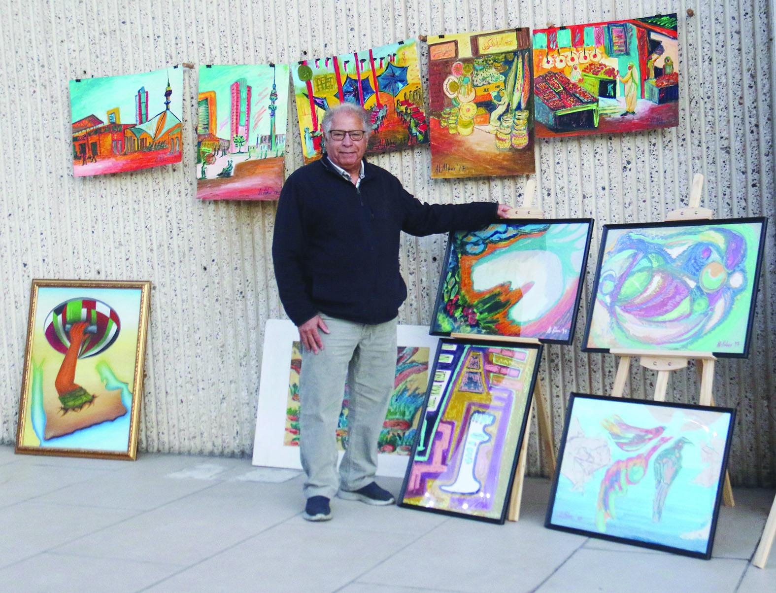 العبار مع لوحاته