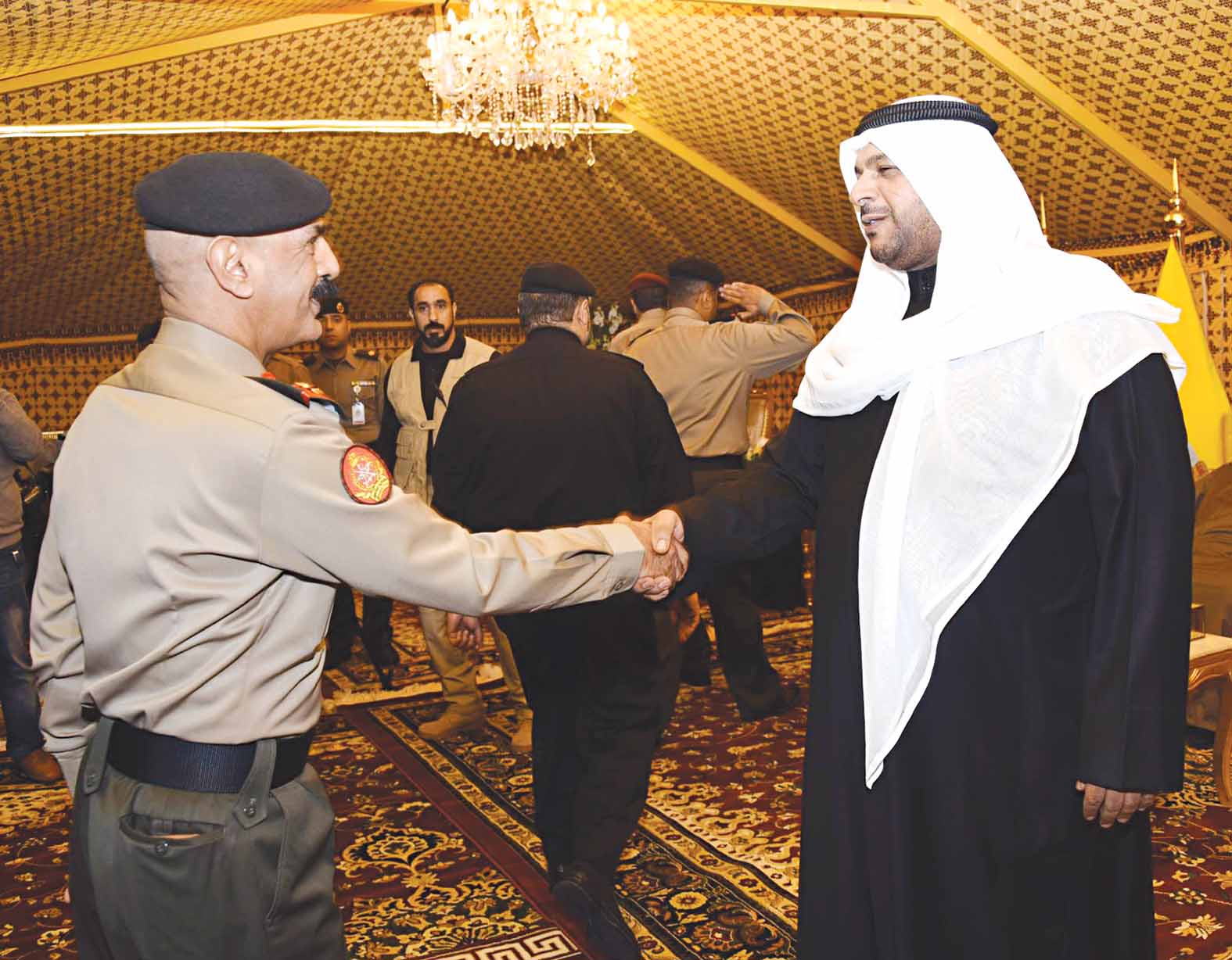 مدير العمليات المشتركة العميد ركن محمد الظفيري مهنئاً