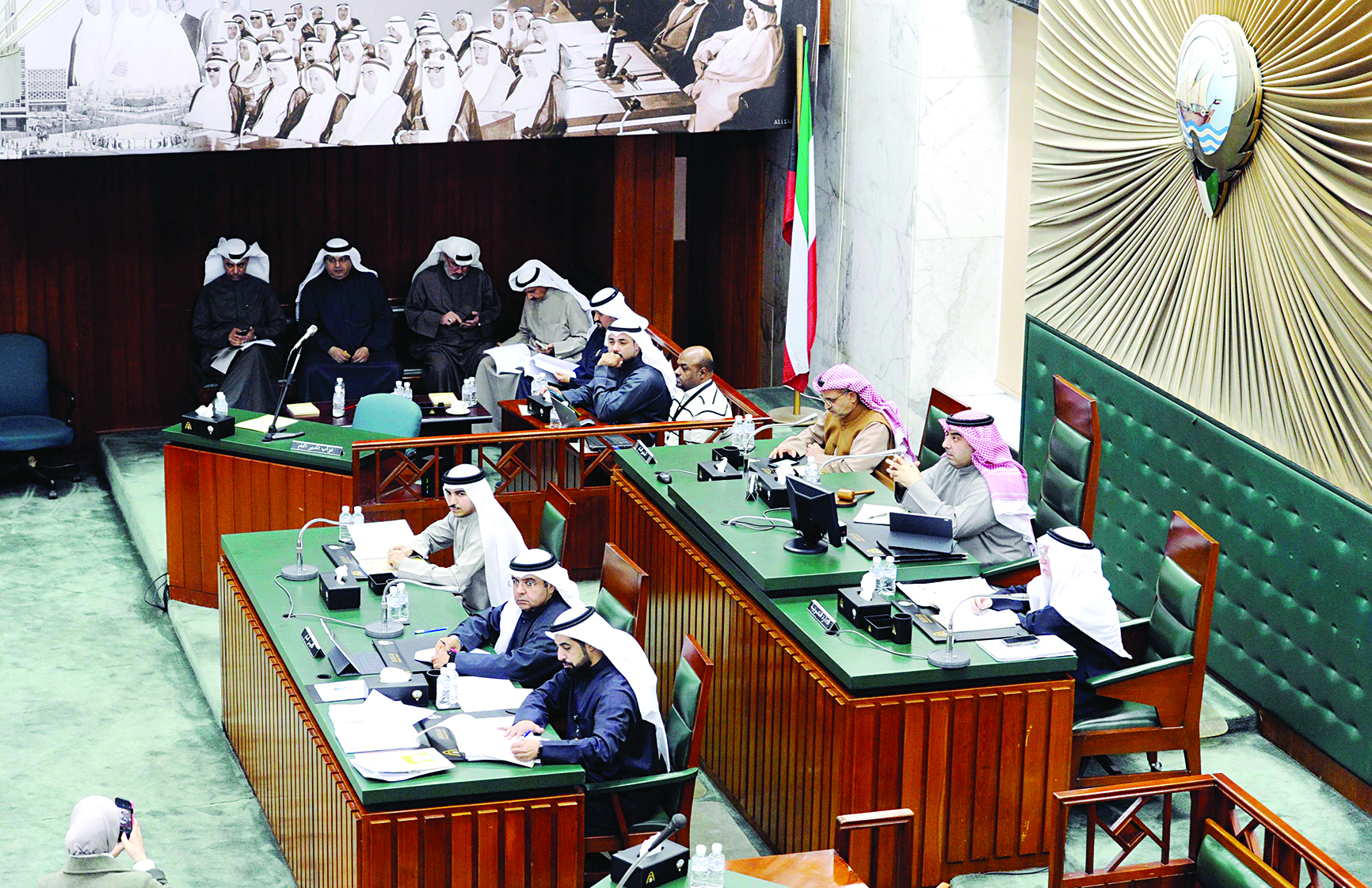 u0627u0644u0639u062au064au0628u064a u0645u062au0631u0626u0633u0627u064b u062cu0644u0633u0629 u0627u0644u0628u0644u062fu064a