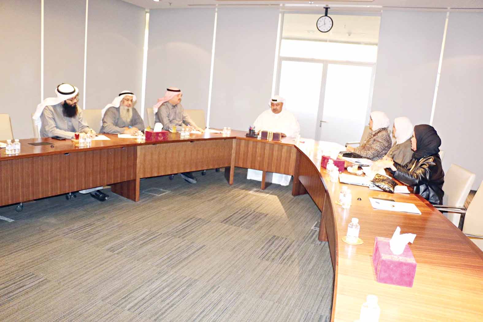 u0627u0644u0633u0644u0637u0627u0646 u0645u062au0631u0626u0633u0627u064b u0627u0644u0627u062cu062au0645u0627u0639 u0645u0639 u0645u062fu064au0631u064a u0627u0644u0645u0646u0627u0637u0642 u0648u0645u0631u0627u0642u0628u064a u0627u0644u0627u0645u062au062du0627u0646u0627u062a u0648u0634u0624u0648u0646 u0627u0644u0637u0644u0628u0629