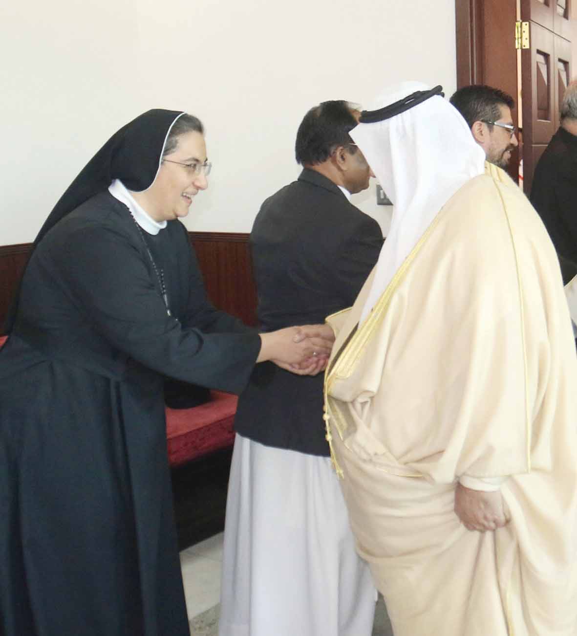 إحدى الراهبات مستقبلة المحمد 