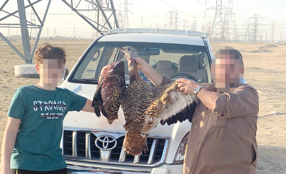 u0635u0627u0626u062f u0627u0644u062du0628u0627u0631u0649 u0645u0639 u0627u0628u0646u0647