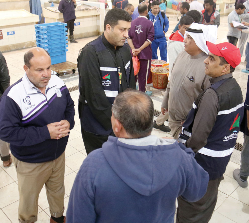 متابعة من مفتشي «التجارة»