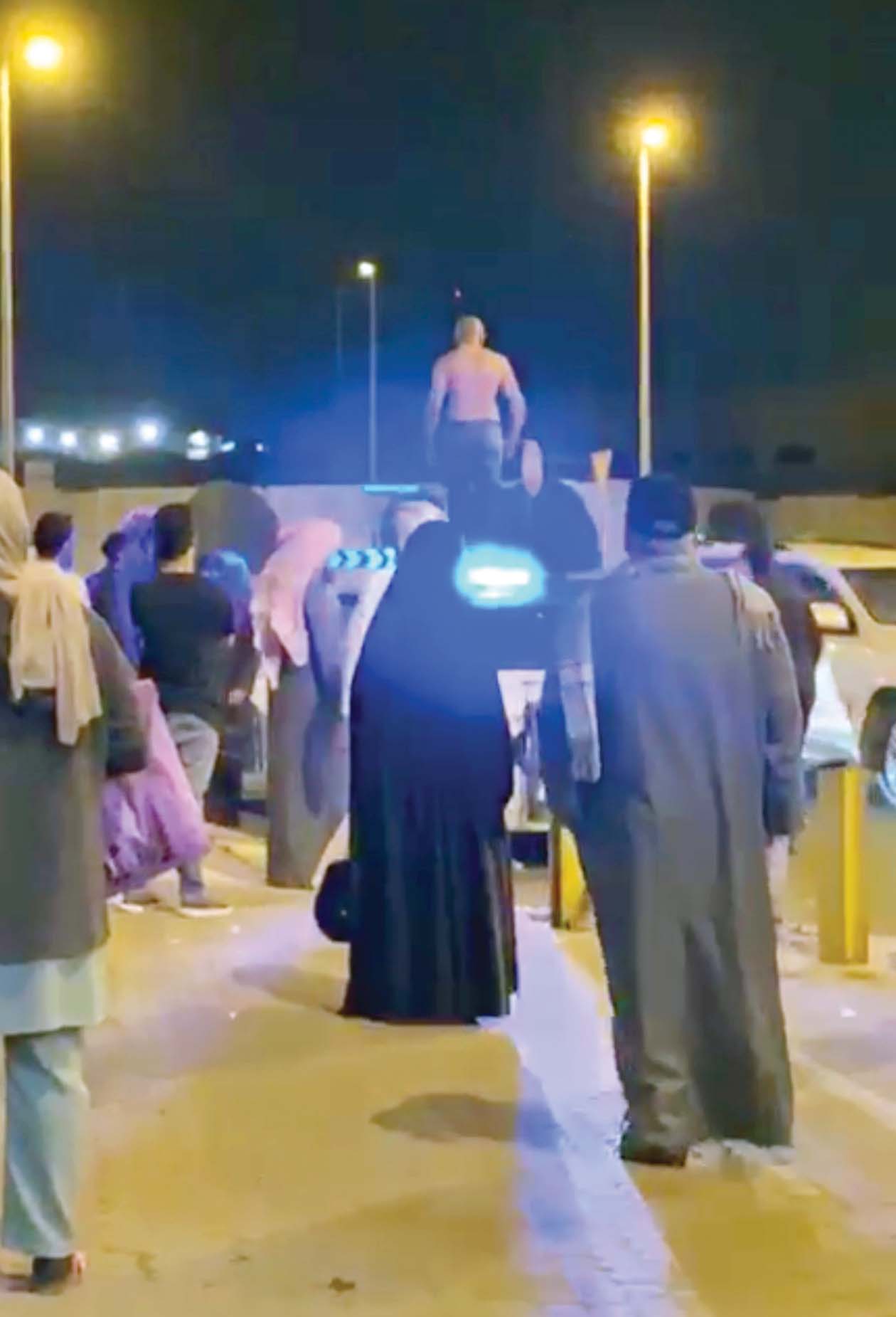 u0627u0644u0645u0627u0631u0629 u062au062cu0645u0639u0648u0627 u062du0648u0644 u0627u0644u0645u0634u0647u062f u0627u0644u0631u0627u0642u0635