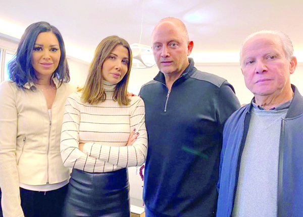 u0627u0644u0635u0648u0631u0629 u0627u0644u0623u0648u0644u0649 u0644u0646u0627u0646u0633u064a u0648u0632u0648u062cu0647u0627 u0641u064a u0645u0646u0632u0644u0647u0645u0627 u0628u0639u062f u062au062eu0644u064au062au0647