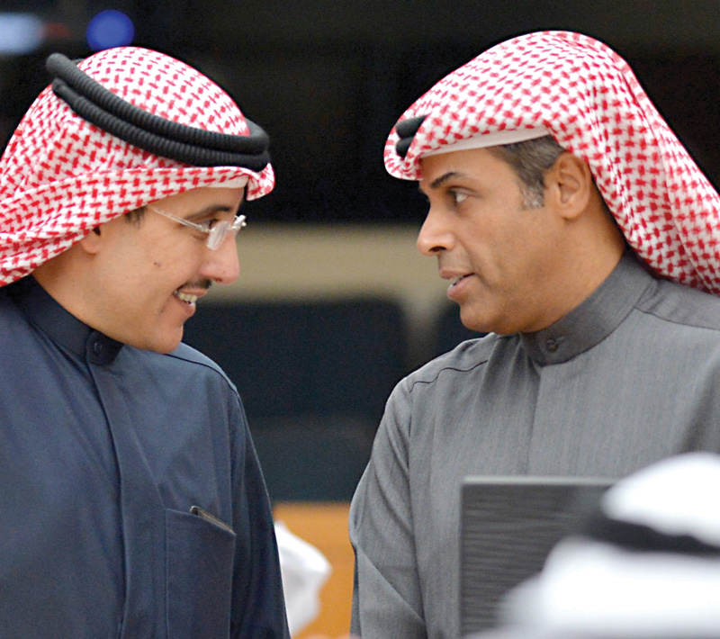 الناصر والفاضل شرحا في المجلس تفاصيل اتفاقية المنطقة المقسومة    	(تصوير نايف العقلة)