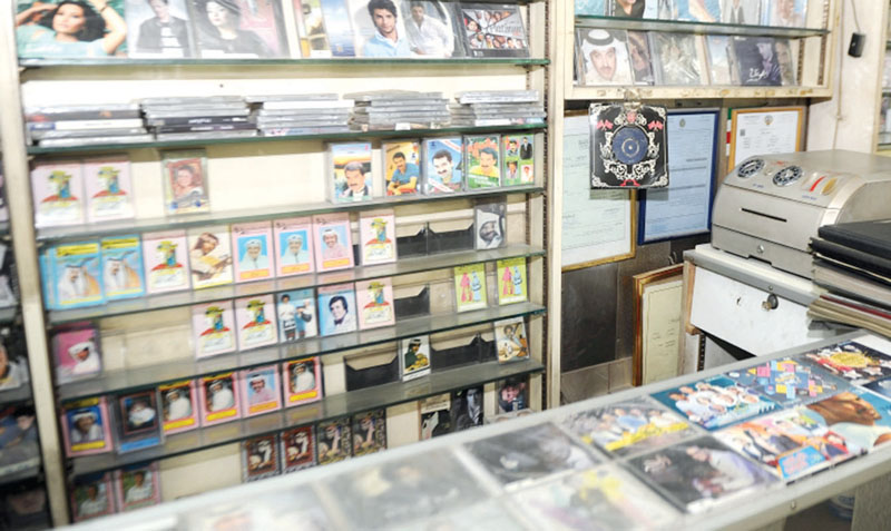 شرائط الكاسيت صنعت نجوماً... فهل حان وقت الأفول؟