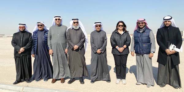 u0627u0644u0648u0632u064au0631u0629 u0627u0644u0641u0627u0631u0633 u0645u0639 u0642u064au0627u062fu064au064a u00abu0627u0644u0633u0643u0646u064au0629u00bb u062eu0644u0627u0644 u062cu0648u0644u062au0647u0627 u0641u064a u00abu0627u0644u0645u0637u0644u0627u0639u00bb 