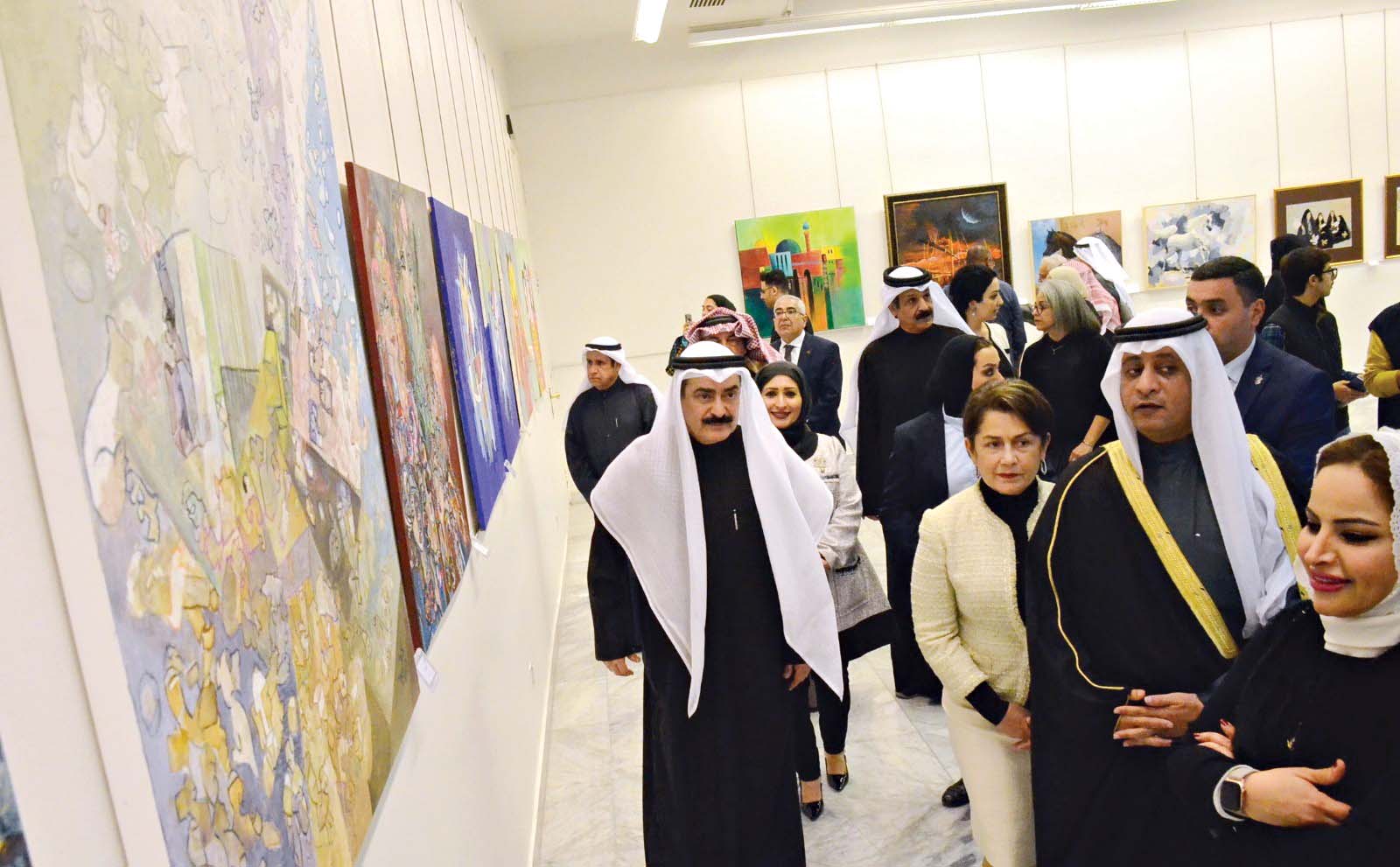 جولة في المعرض