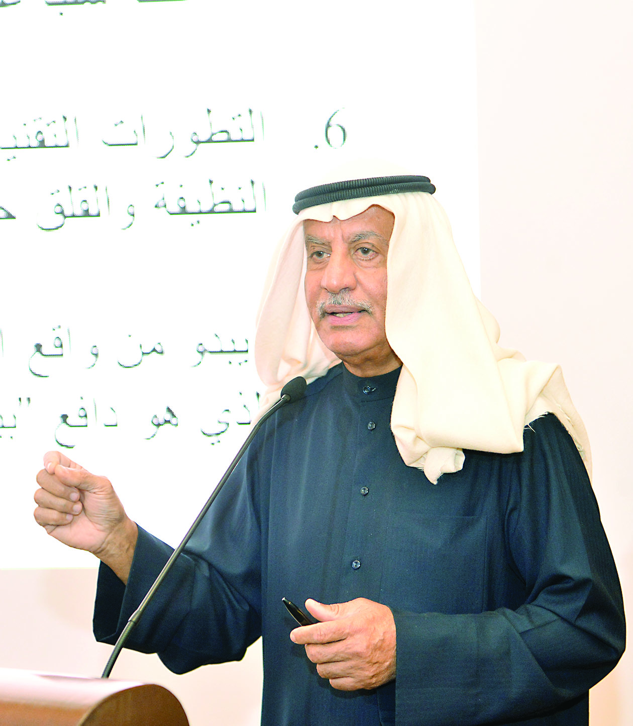 جاسم السعدون   