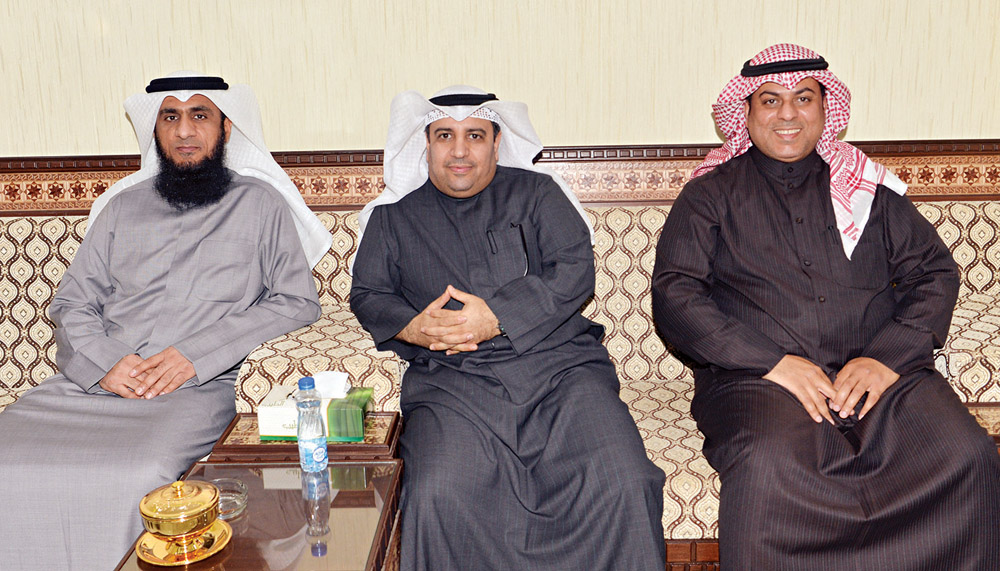 محمد جليعد وحمود حجي ومحمد نايف