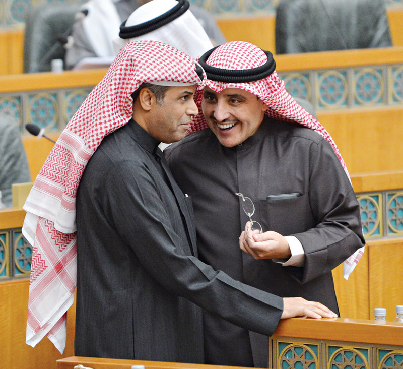 حديث بين الناصر والفاضل