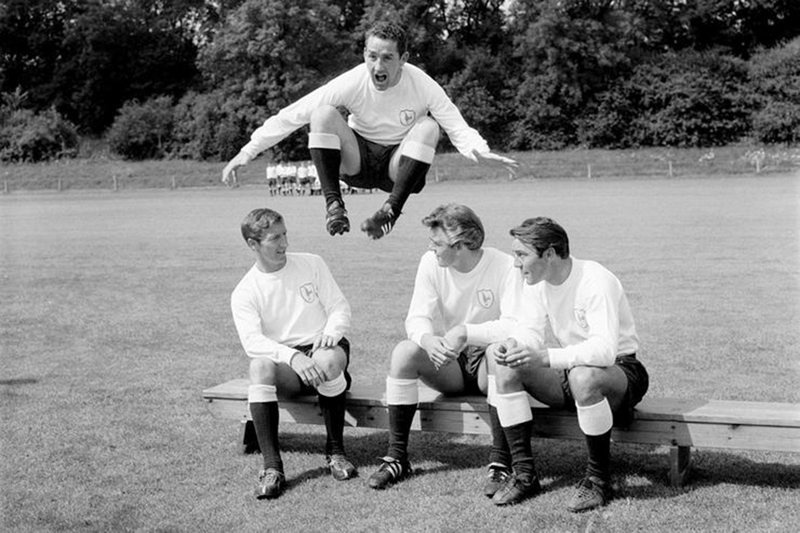 الروح المرحة لم تغب عن مكاي  رغم شخصيته الصارمة 