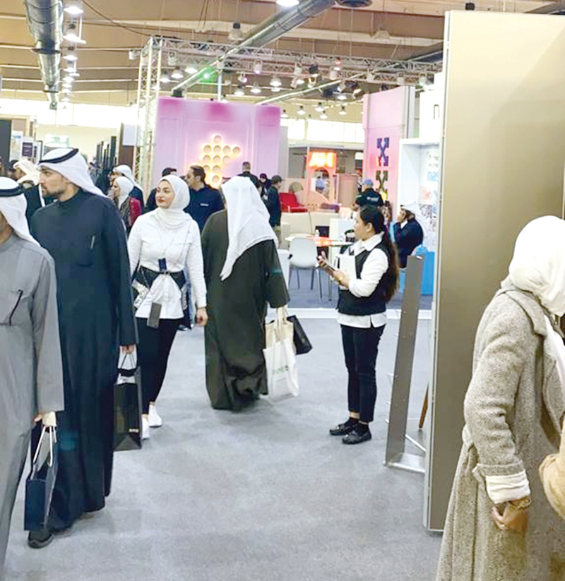 جانب من المعرض