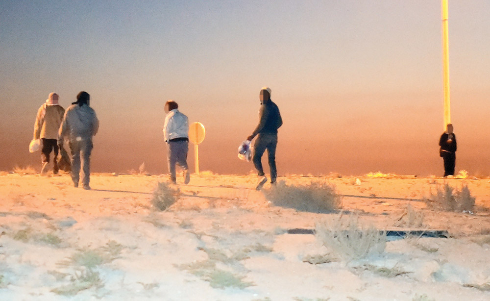 u0639u062fu062f u0645u0646 u0627u0644u0639u0645u0627u0644 u0623u062bu0646u0627u0621 u0627u0644u0641u0631u0627u0631                  t                                                                 (u062au0635u0648u064au0631 u0623u0633u0639u062f u0639u0628u062fu0627u0644u0644u0647)