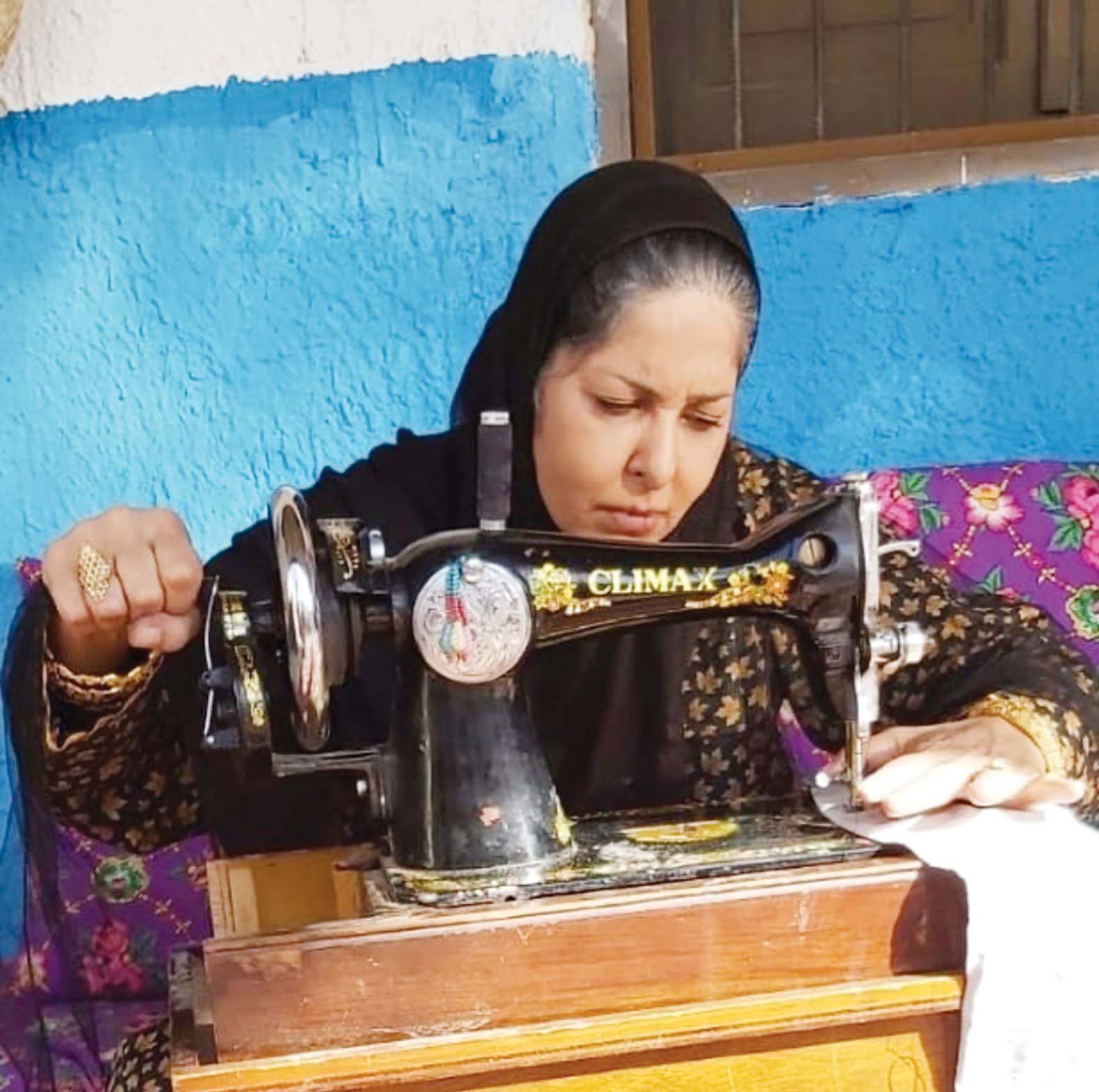 u0646u0648u0631 u0641u064a u00abu0631u062du0649 u0627u0644u0623u064au0627u0645u00bb 