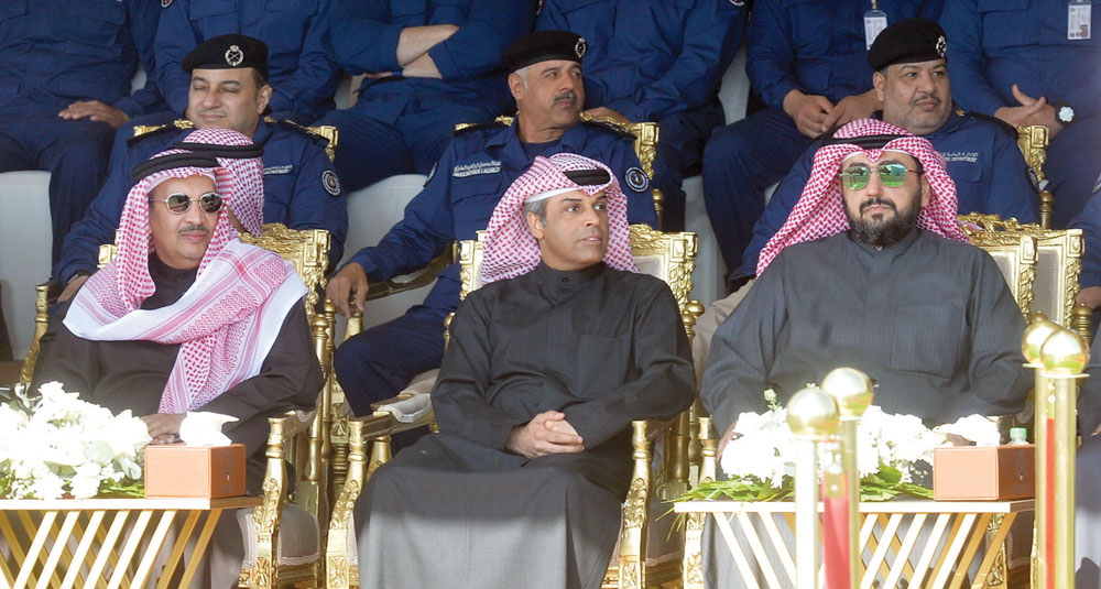 الوزراء باسل الصباح وخالد الفاضل ووليد الجاسم