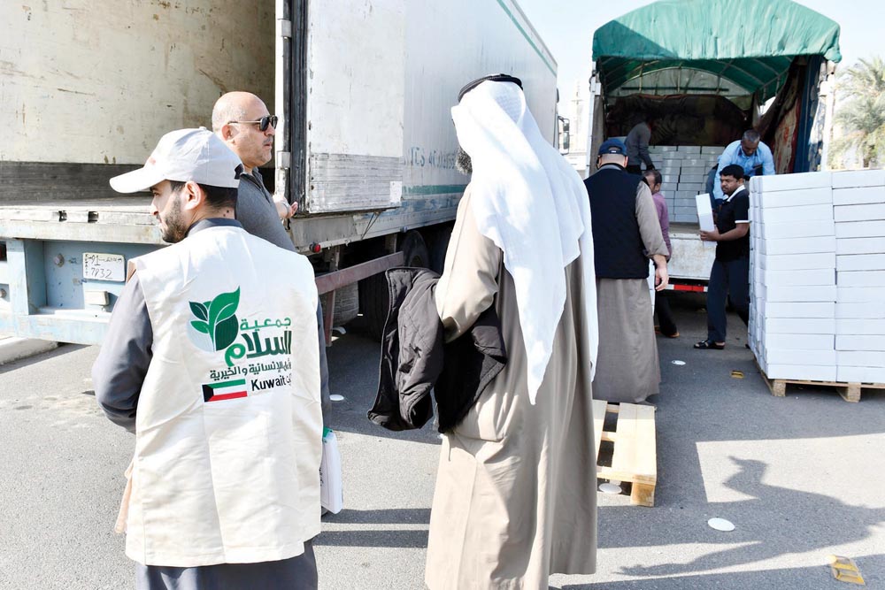 u0627u0644u0625u0634u0631u0627u0641 u0639u0644u0649 u0625u062fu062eu0627u0644 u0627u0644u0645u0648u0627u062f u0627u0644u0625u063au0627u062bu064au0629 u0644u0644u0634u0627u062du0646u0627u062a