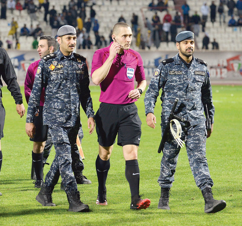 u062du0643u0645 u0645u0628u0627u0631u0627u0629 u00abu0627u0644u0643u0648u064au062au00bb u0648u0627u0644u0642u0627u062fu0633u064au0629 u064au062eu0631u062c u0645u0646 u0627u0644u0645u0644u0639u0628 u0628u062du0645u0627u064au0629 u0623u0645u0646u064au0629 