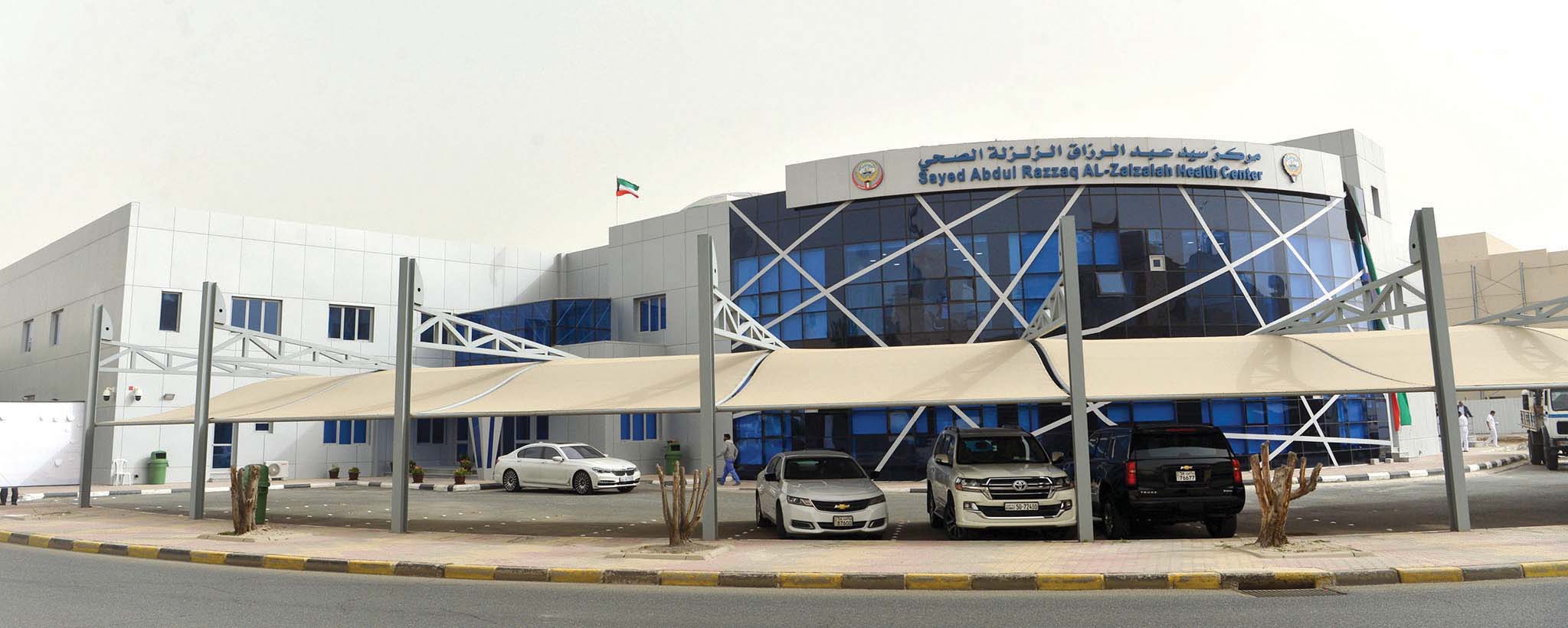 مركز سيد عبد الرزاق الزلزلة في الدسمة 	(تصوير نايف العقلة)