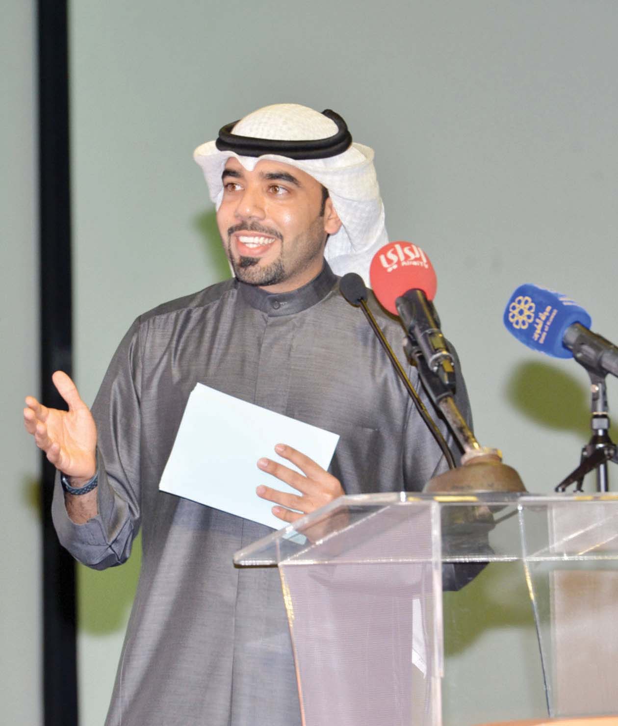 صالح العجيل 