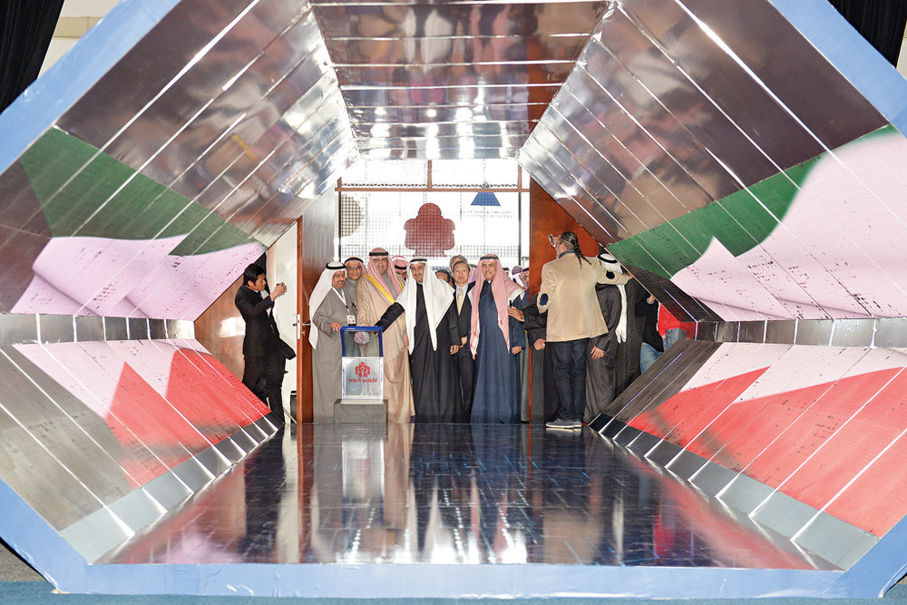 u0627u0644u0631u0648u0636u0627u0646 u0648u0627u0644u0639u0644u064a u0648u0627u0644u0633u0628u064au0639u064a u064au0642u0635u0648u0646 u0634u0631u064au0637 u0627u0641u062au062au0627u062d u0627u0644u0645u0639u0631u0636                            t           (u062au0635u0648u064au0631 u0623u0633u0639u062f u0639u0628u062fu0627u0644u0644u0647)