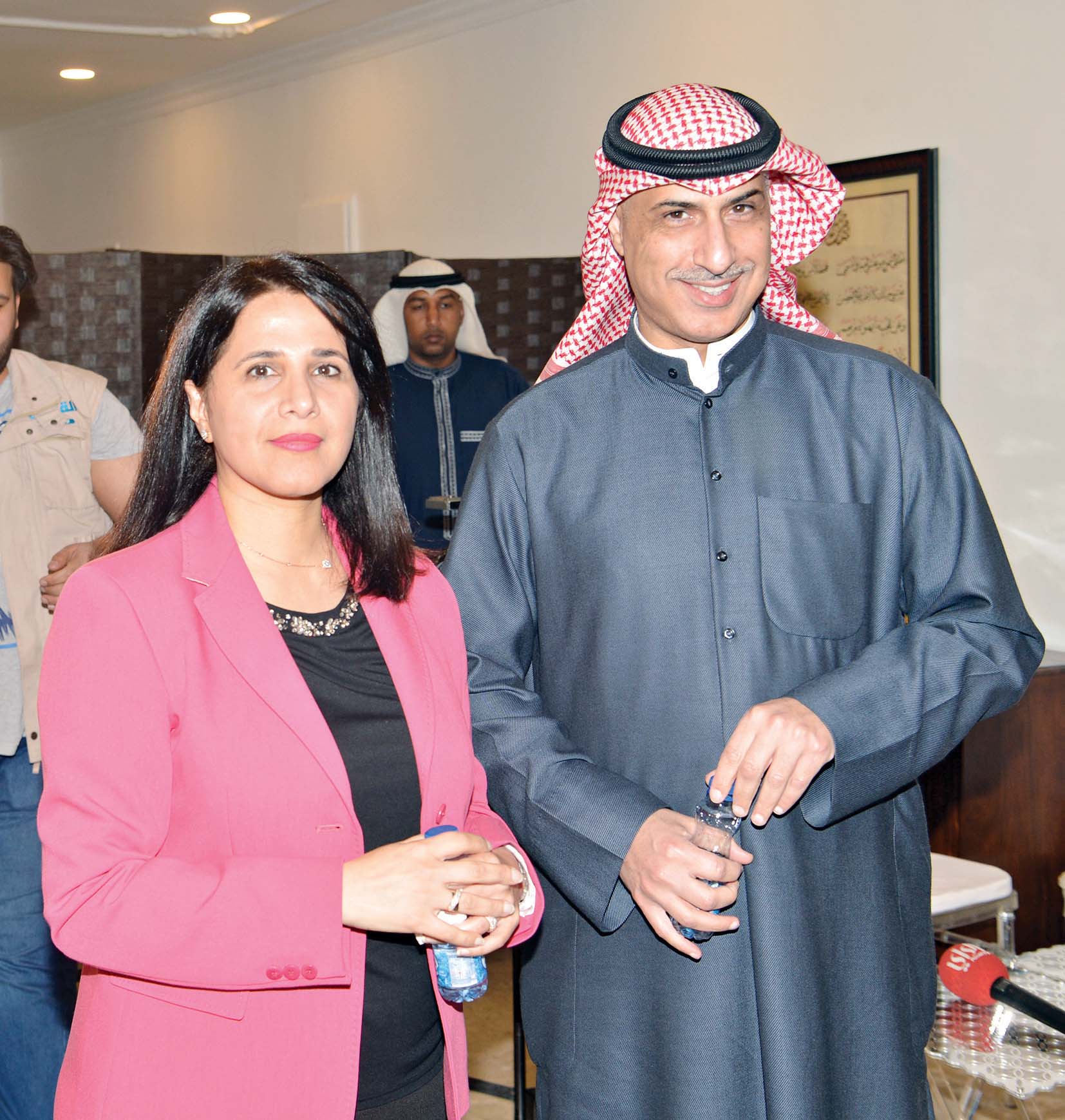 شيخة مع شقيقها سليمان 