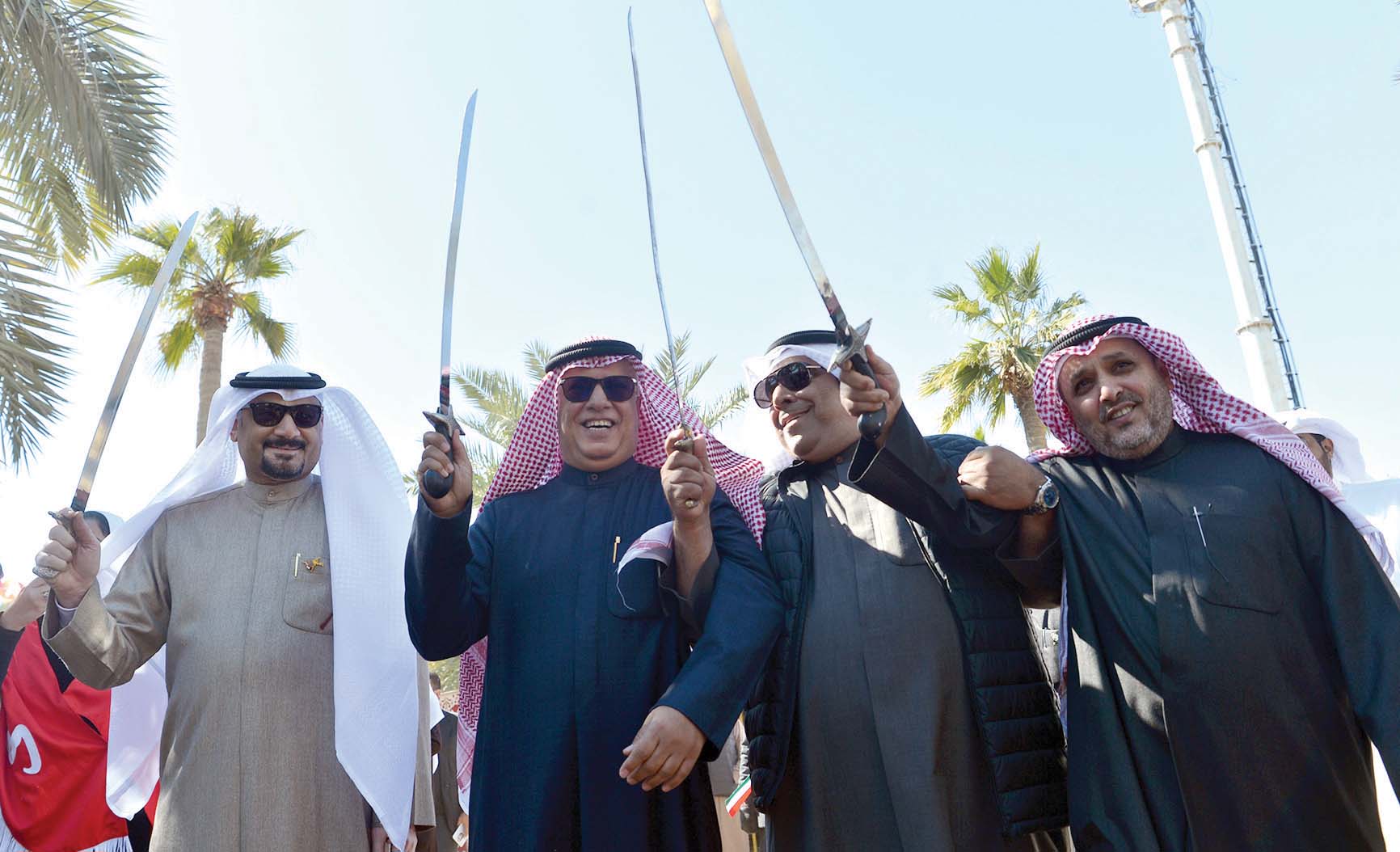 u0627u0644u062du0631u064au0635 u064au0634u0627u0631u0643 u0641u064a u0623u062fu0627u0621 u0627u0644u0639u0631u0636u0629 tt(u062au0635u0648u064au0631 u0646u0627u064au0641 u0627u0644u0639u0642u0644u0629)