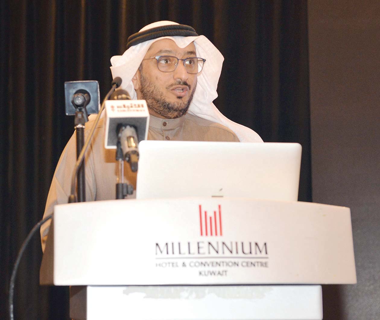 عمار الحسيني 