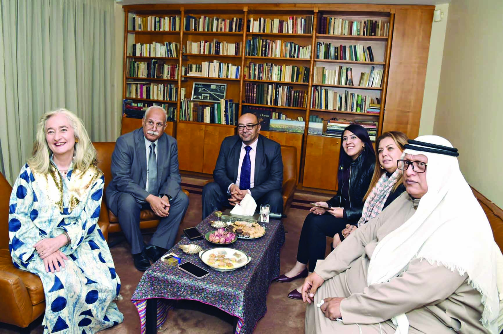 u0627u0644u0633u0641u064au0631u0629 u0627u0644u0641u0631u0646u0633u064au0629 u0648u0639u062fu062f u0645u0646 u0627u0644u0625u0639u0644u0627u0645u064au064au0646 