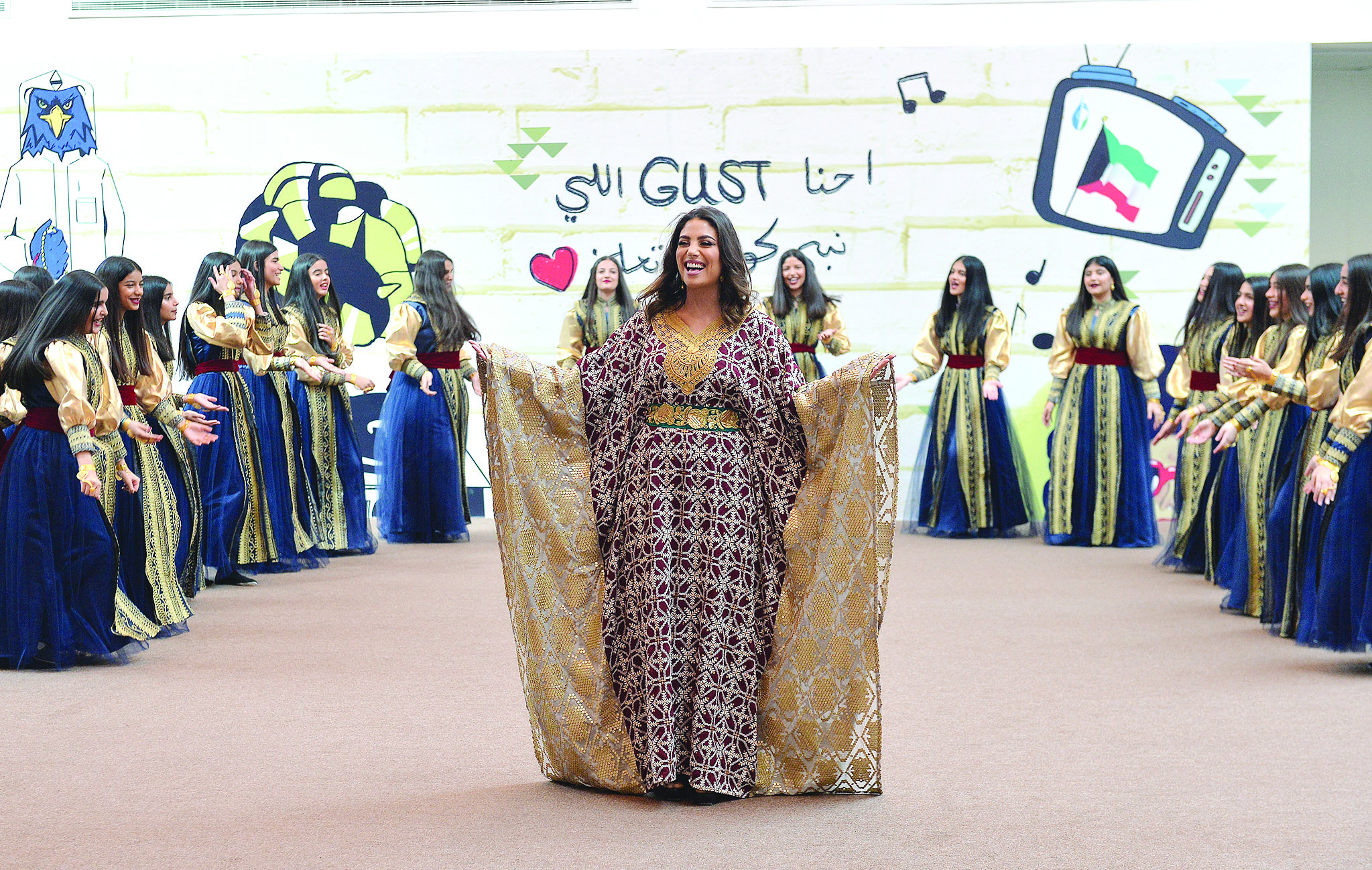 أثناء غناء الفنانة مروى بن صغير للأوبريت          (تصوير أسعد عبدالله)