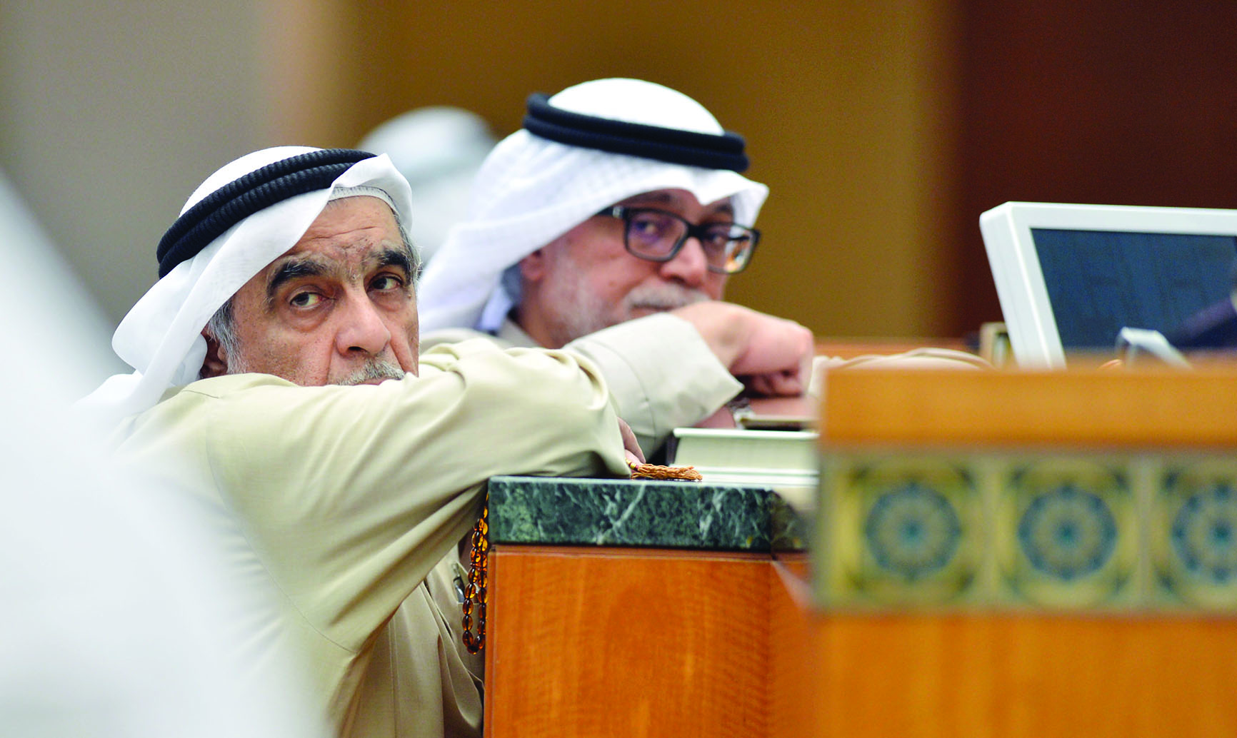 عبد الصمد وخورشيد يتابعان