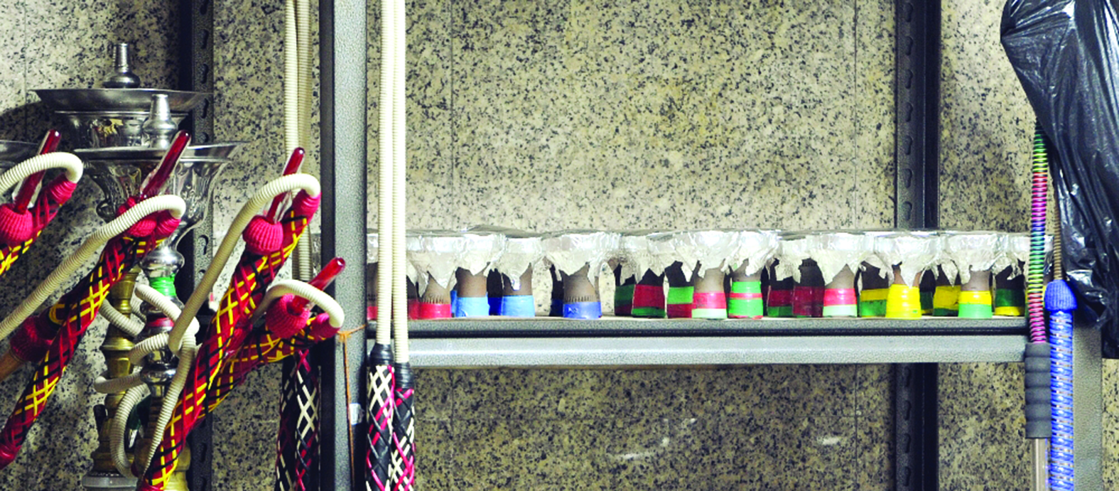 التحذيرات الطبية لا تفلح في تخويف البعض 