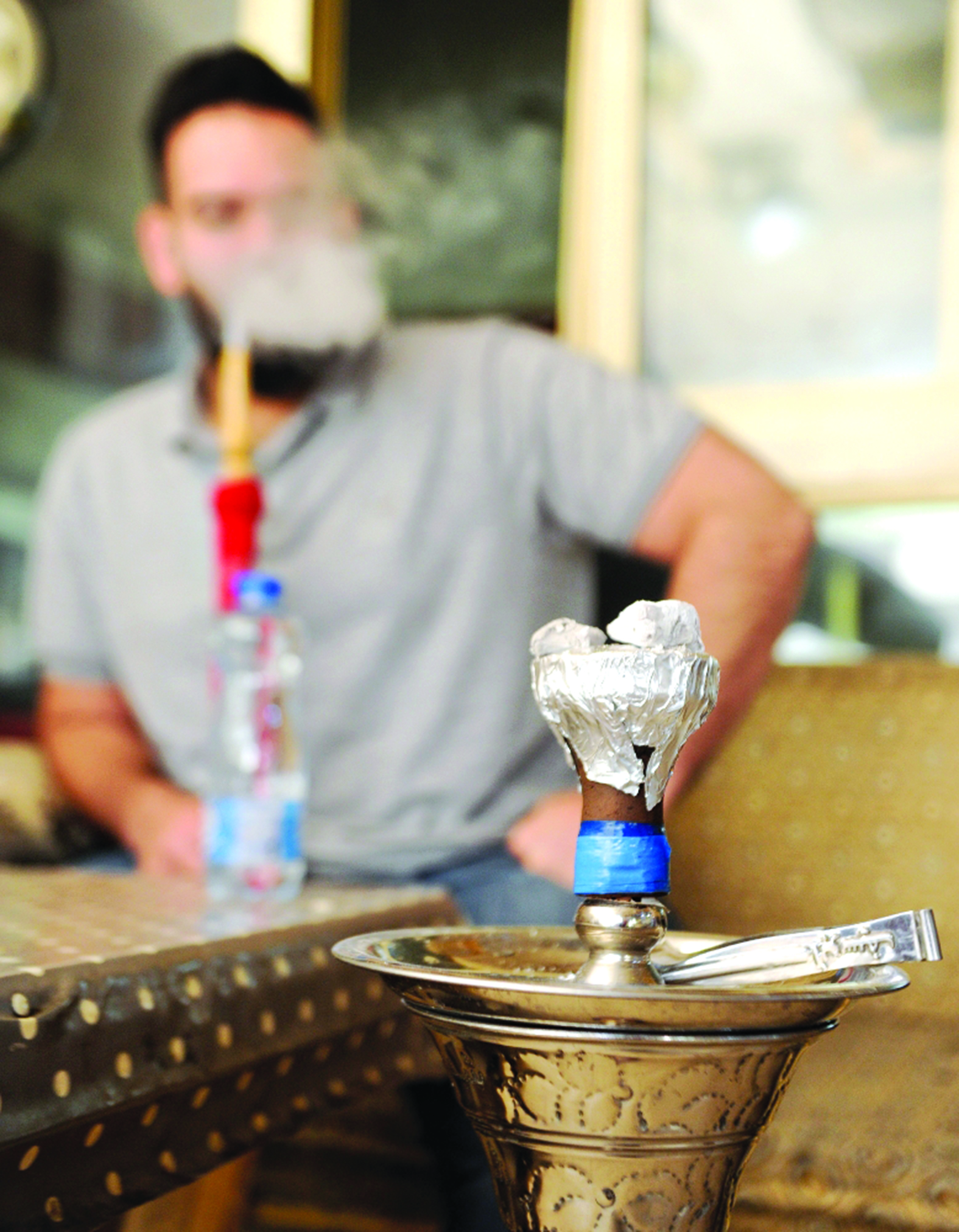 خيوط الدخان 