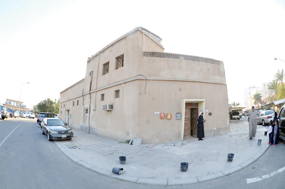 u0645u0646u0632u0644 u0639u0628u062fu0627u0644u0631u062du0645u0646 u0627u0644u062du0633u064au0646u0627u0646 u0639u0646u0648u0627u0646 u0627u0644u062du0646u064au0646 u0625u0644u0649 u0627u0644u0645u0627u0636u064a           t         (u062au0635u0648u064au0631 u0633u0639u0648u062f u0633u0627u0644u0645)