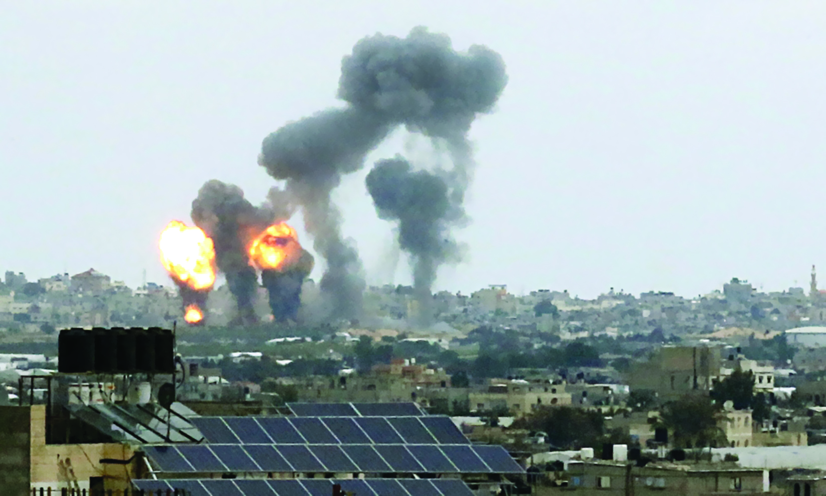 u0623u0644u0633u0646u0629 u0627u0644u0644u0647u0628 u062au062au0635u0627u0639u062f u0641u064a u062eu0627u0646 u064au0648u0646u0633 u062cu0631u0651u0627u0621 u063au0627u0631u0629 u062cu0648u064au0629 u0625u0633u0631u0627u0626u064au0644u064au0629 u0623u0645u0633    t    (u0623 u0641 u0628)