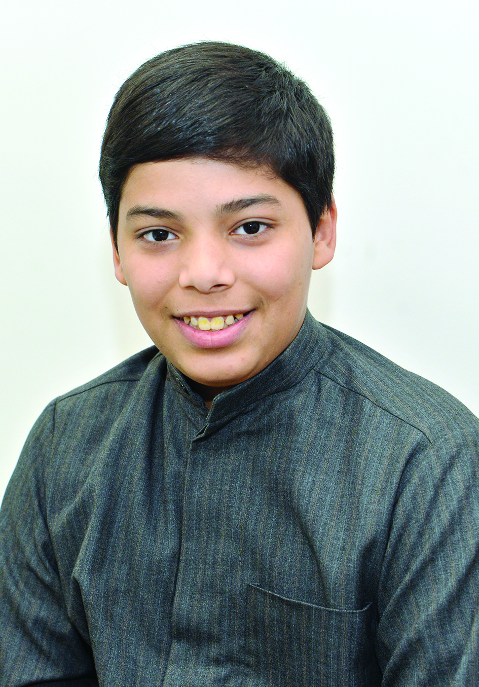 خالد مبتسماً بعد عودته  