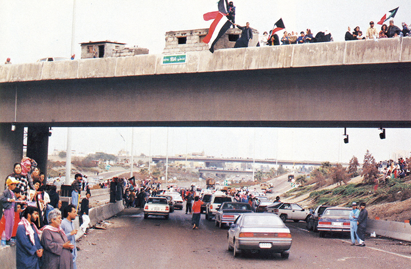 فرحة عارمة بتحرير الكويت 