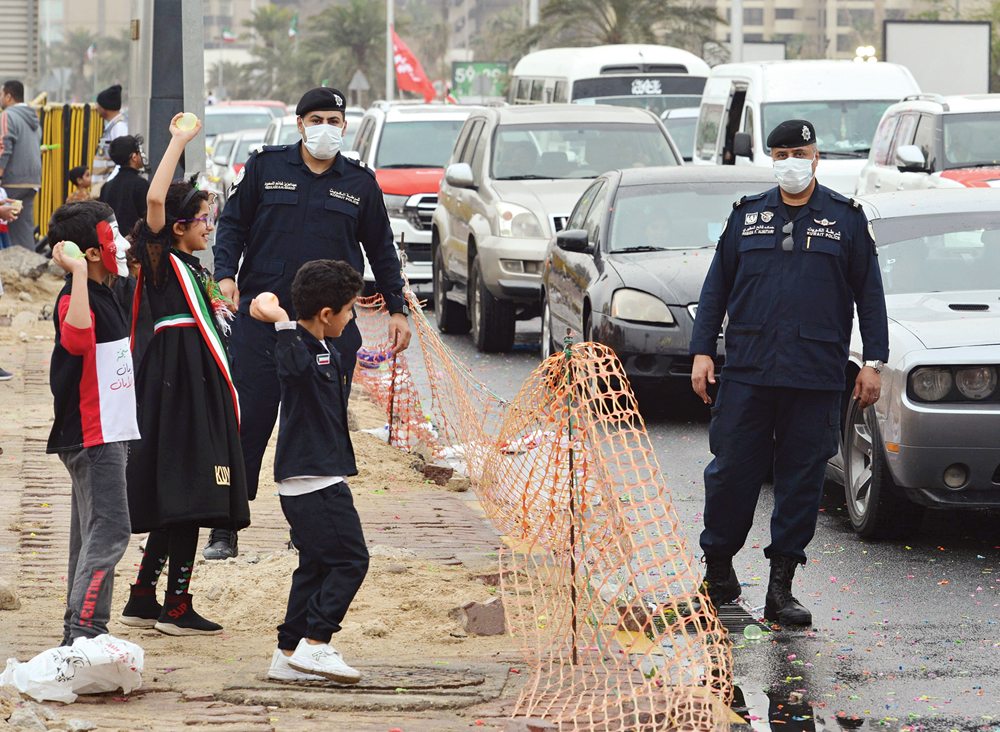 مواكبة أمنية للاحتفالات